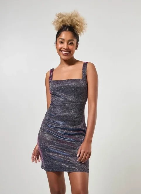 vestido curto brilho holográfico decote quadrado vestido curto brilho holográfico decote quadrado
