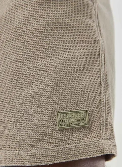 bermuda de tecido texturizado bermuda de tecido texturizado