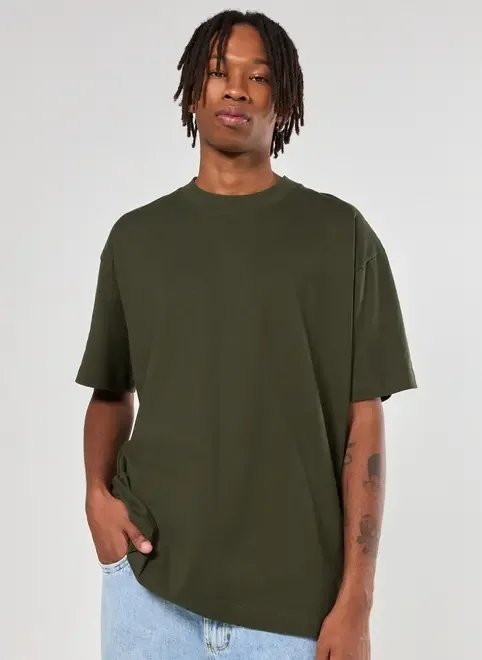 camiseta relaxed de manga curta camiseta relaxed de manga curta