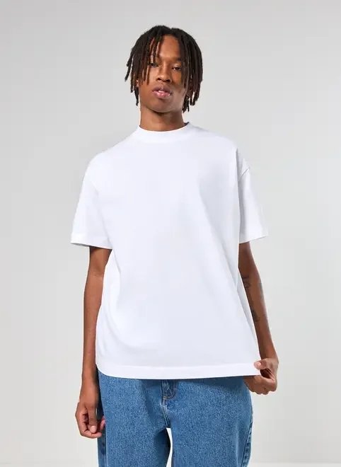 camiseta relaxed de manga curta camiseta relaxed de manga curta