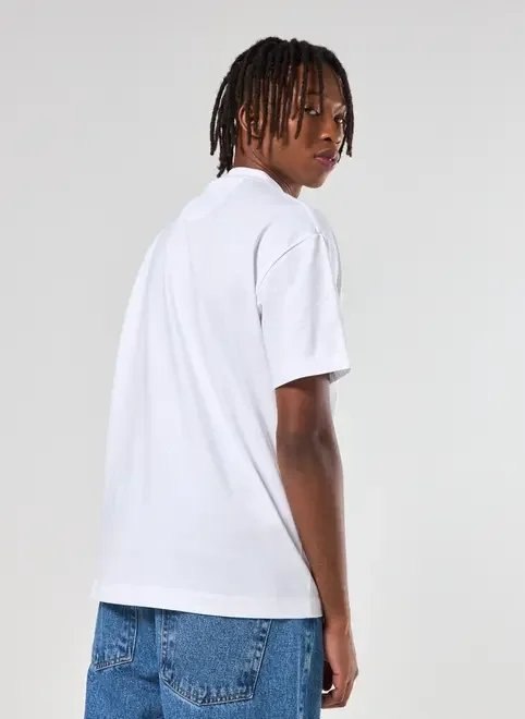 camiseta relaxed de manga curta camiseta relaxed de manga curta