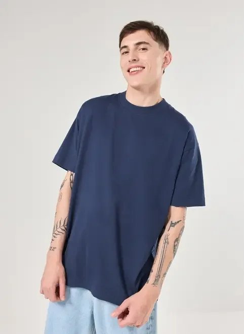 camiseta relaxed de manga curta camiseta relaxed de manga curta