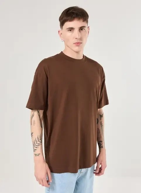 camiseta relaxed de manga curta camiseta relaxed de manga curta