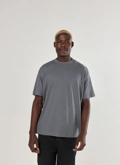 camiseta relaxed de manga curta camiseta relaxed de manga curta