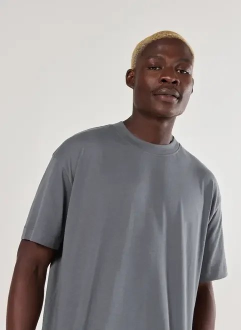 camiseta relaxed de manga curta camiseta relaxed de manga curta