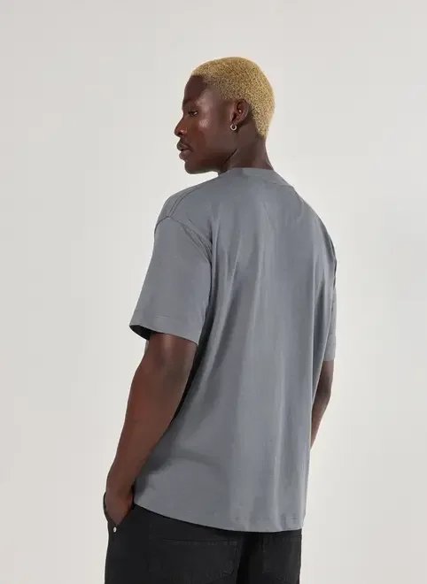 camiseta relaxed de manga curta camiseta relaxed de manga curta