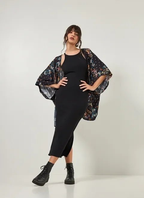 kimono preto estampado com borboletas kimono preto estampado com borboletas