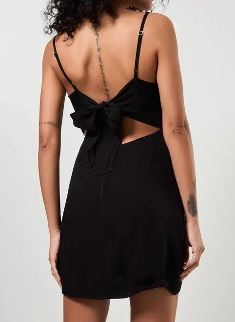 vestido macaquinho preto vestido macaquinho preto