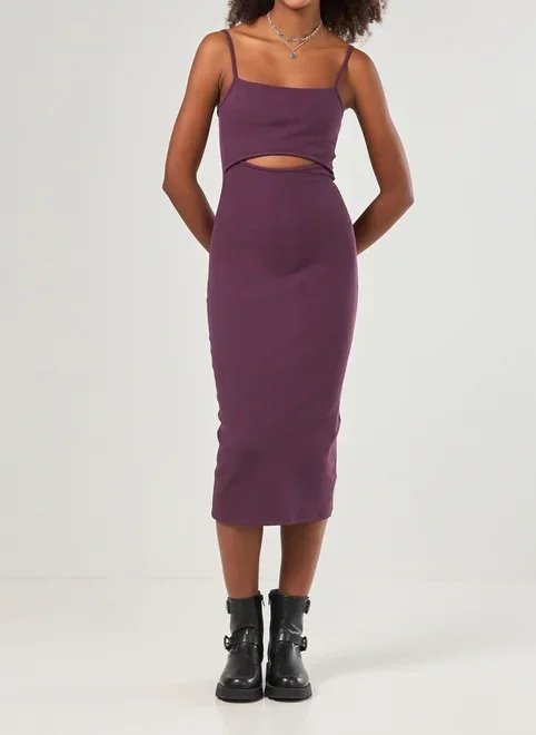 vestido tubinho midi com abertura vestido tubinho midi com abertura