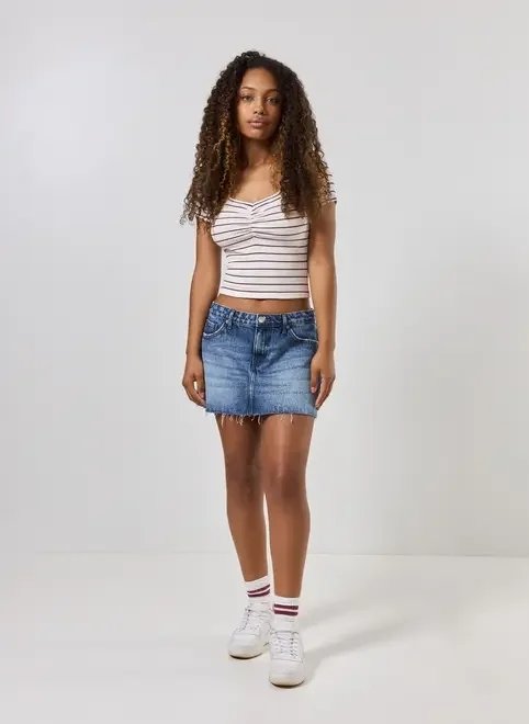 blusa mini tee listrada com franzido blusa mini tee listrada com franzido