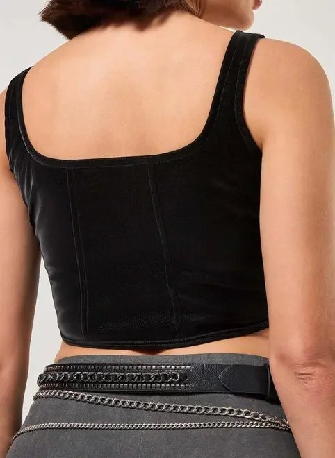 cropped corselet em poliuretano cobra preto cropped corselet em poliuretano cobra preto