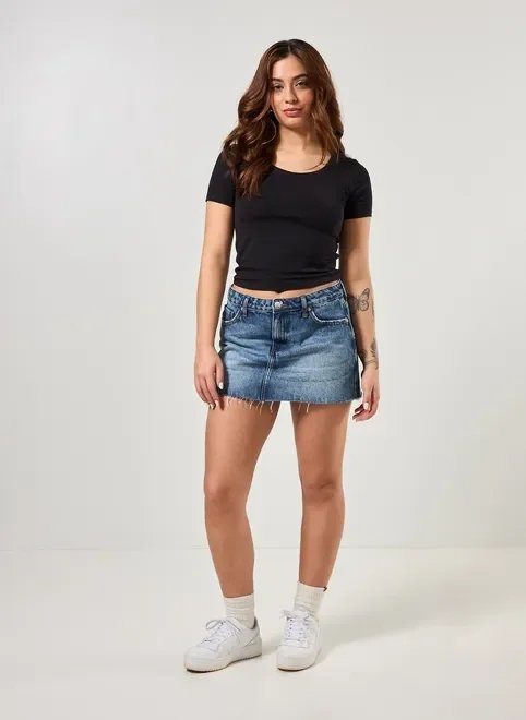 blusa básica justa manga curta blusa básica justa manga curta