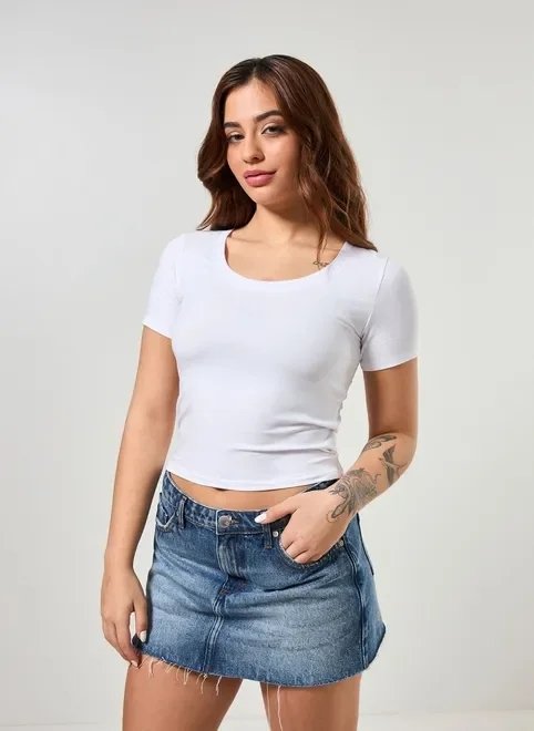 blusa básica justa manga curta blusa básica justa manga curta