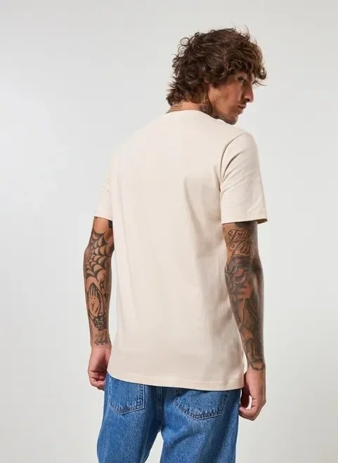 camiseta areia com escrito e pôr do sol camiseta areia com escrito e pôr do sol