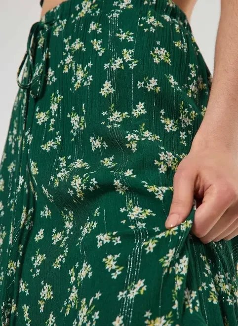 saia longa verde florida com fio metalizado saia longa verde florida com fio metalizado