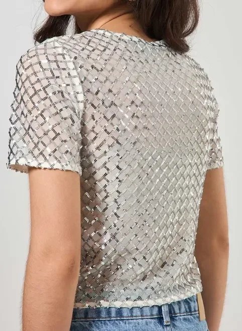 blusa com paetê prateado blusa com paetê prateado