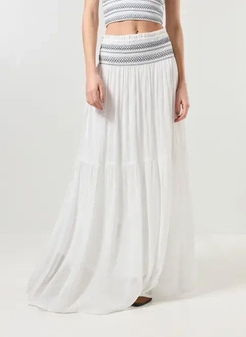 saia longa off-white com bordado saia longa off-white com bordado