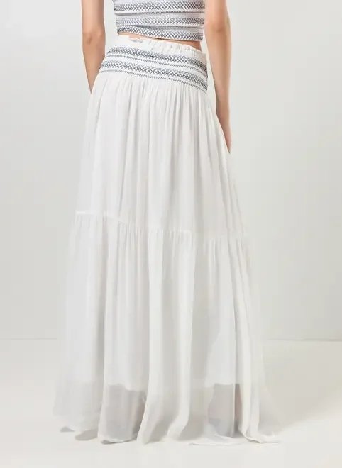 saia longa off-white com bordado saia longa off-white com bordado