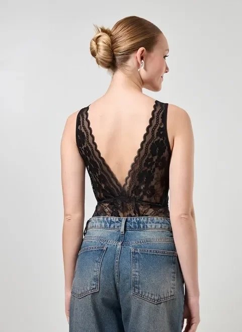 body de renda decotado em v body de renda decotado em v