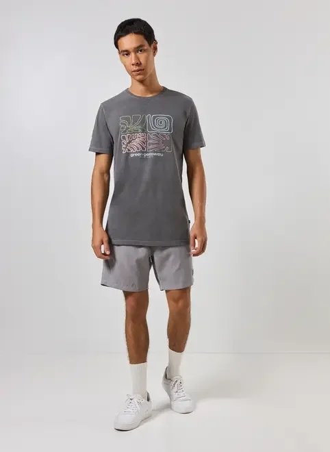 bermuda em tecido estonado bermuda em tecido estonado