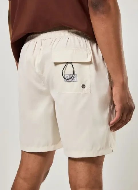 bermuda com tecido leve estonado bermuda com tecido leve estonado