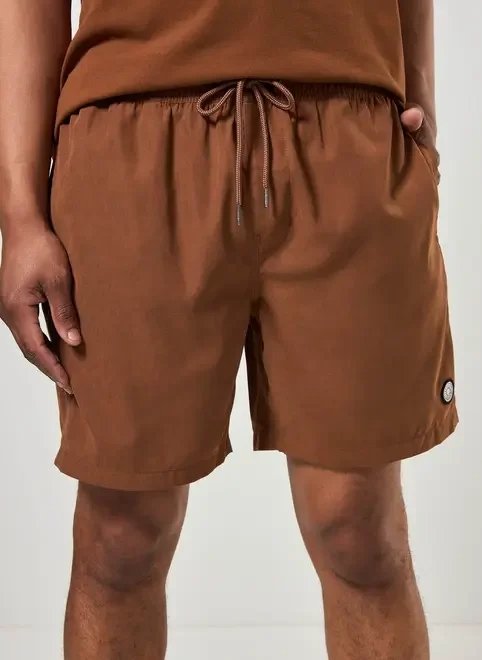 bermuda com tecido leve estonado bermuda com tecido leve estonado