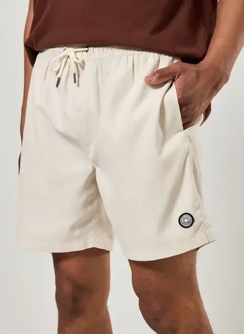 bermuda com tecido leve estonado bermuda com tecido leve estonado