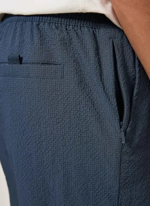 bermuda microfibra texturizada bermuda microfibra texturizada