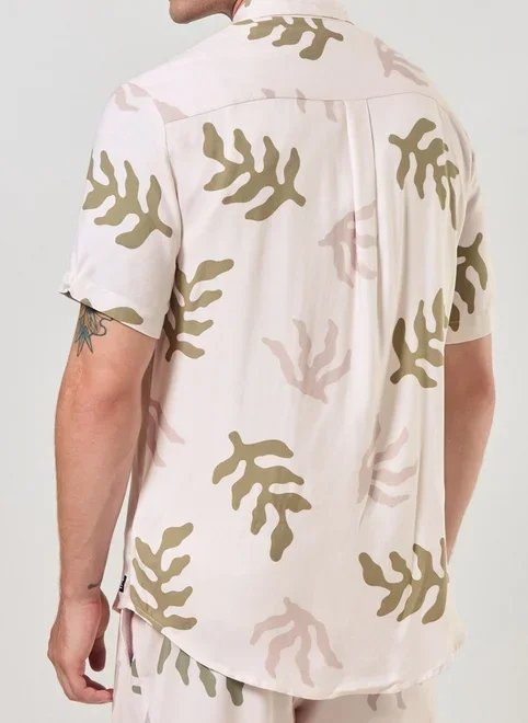 camisa manga curta estampa algas camisa manga curta estampa algas