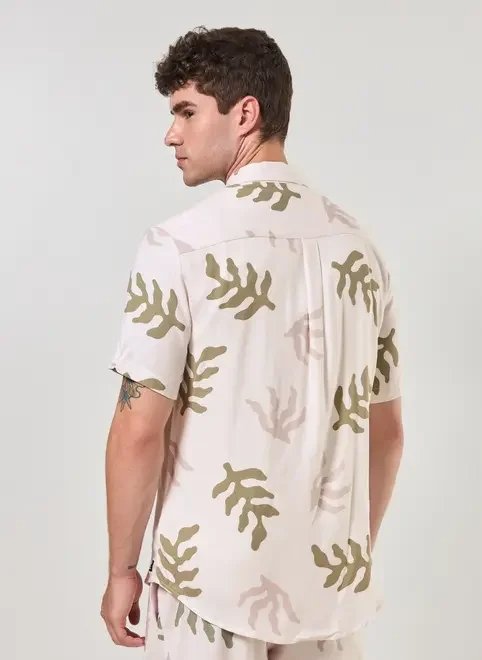 camisa manga curta estampa algas camisa manga curta estampa algas