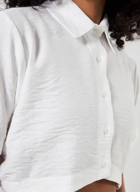 camisa cropped assimétrica texturizada camisa cropped assimétrica texturizada