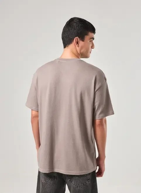 camiseta oversized em malha retilínea camiseta oversized em malha retilínea