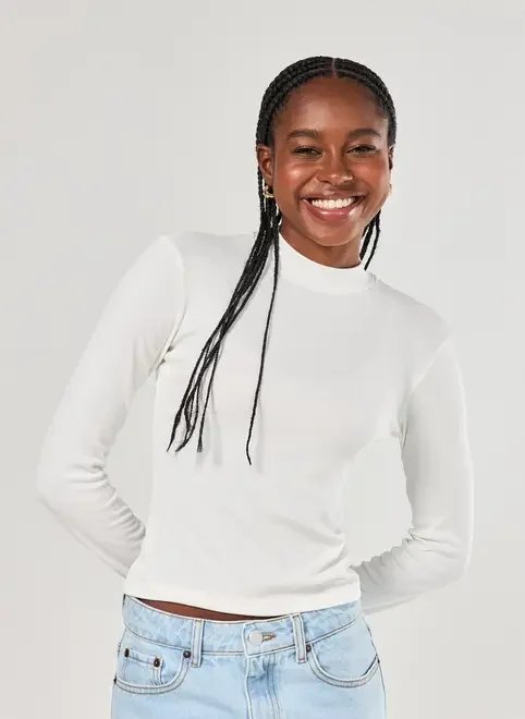 blusa manga longa com golinha blusa manga longa com golinha