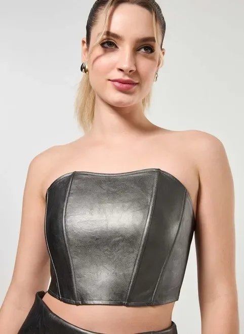 cropped corselet em poliuretano metalizado cropped corselet em poliuretano metalizado