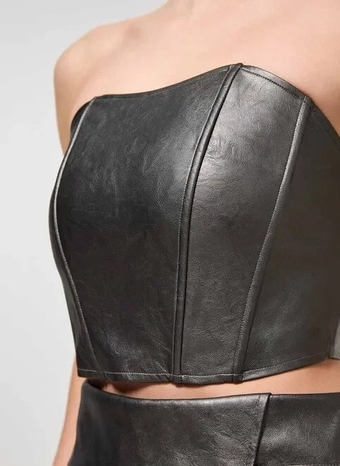 cropped corselet em poliuretano metalizado cropped corselet em poliuretano metalizado