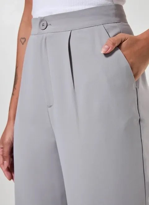 calça reta de alfaiataria cinza calça reta de alfaiataria cinza