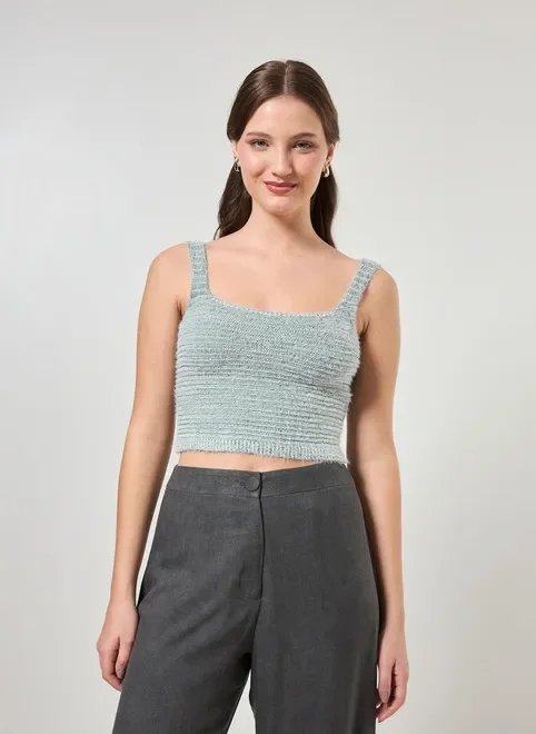 cropped em tricô pelinho verde água cropped em tricô pelinho verde água