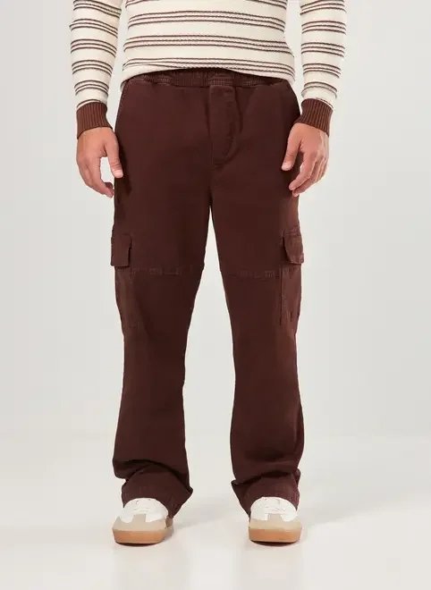 calça cargo reta em sarja calça cargo reta em sarja