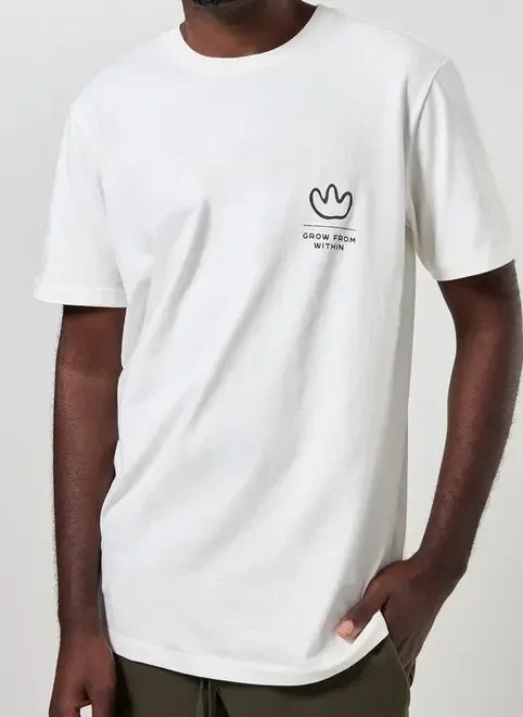 camiseta off-white com estampa nas costas camiseta off-white com estampa nas costas