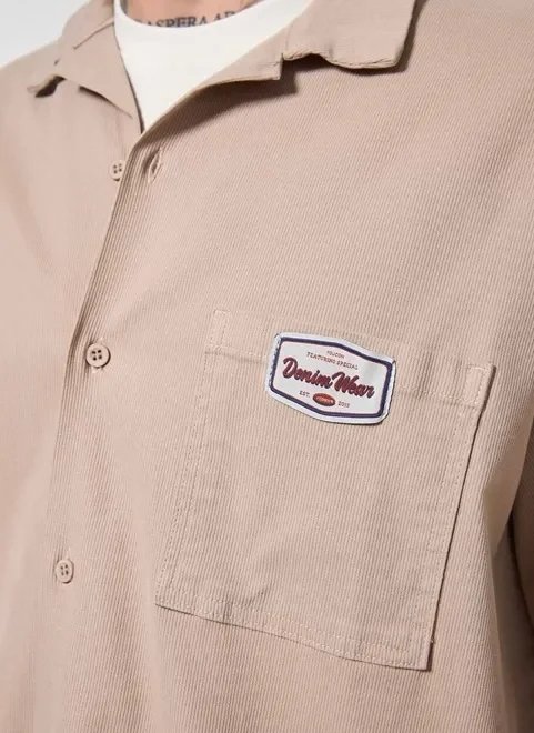 camisa box em sarja canelada camisa box em sarja canelada