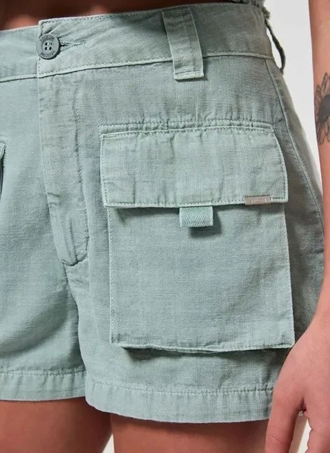 short mom cargo em sarja short mom cargo em sarja