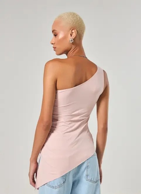 blusa assimétrica ombro único em poliamida blusa assimétrica ombro único em poliamida