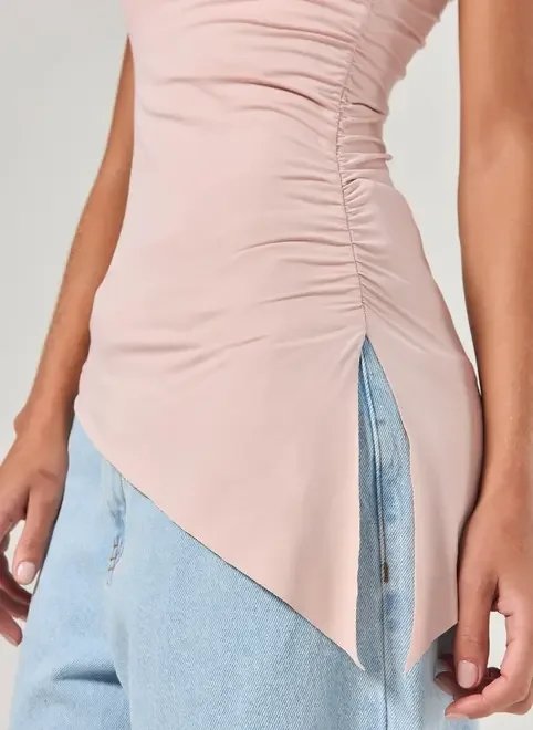 blusa assimétrica ombro único em poliamida blusa assimétrica ombro único em poliamida