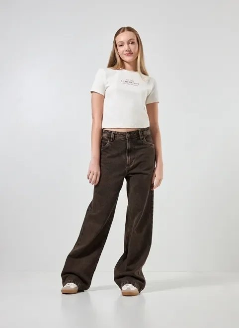 blusa mini tee com escrito em vermelho blusa mini tee com escrito em vermelho