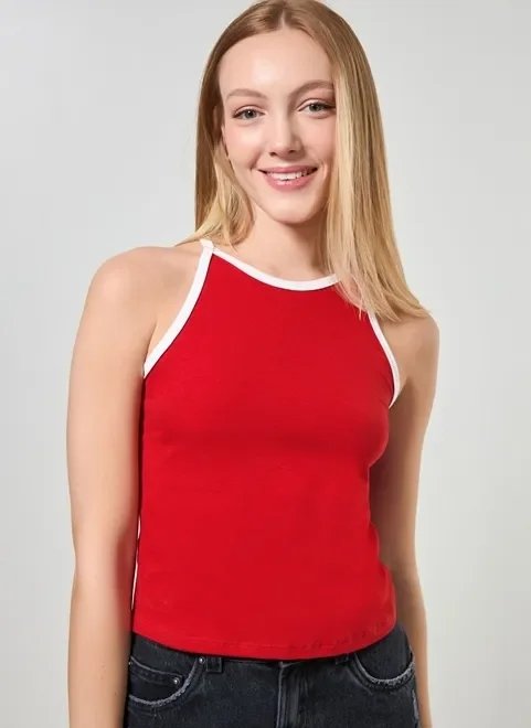 blusa halter detalhe contrastante blusa halter detalhe contrastante