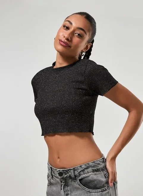 blusa cropped preta brilhosa blusa cropped preta brilhosa