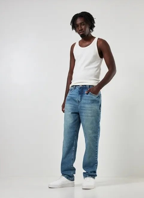 calça reta em jeans circular calça reta em jeans circular