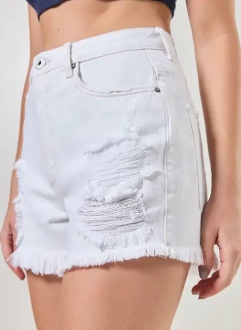 short jeans hot pants com barra desfiada short jeans hot pants com barra desfiada