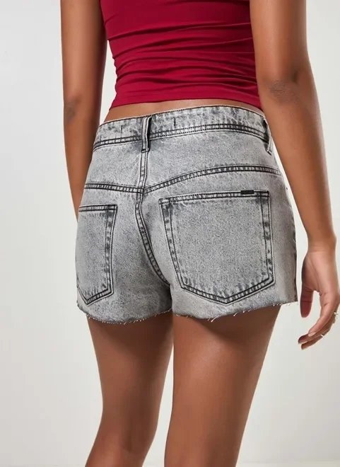 short cintura baixa jeans cinza short cintura baixa jeans cinza