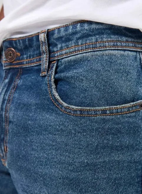 calça slim em jeans escuro calça slim em jeans escuro